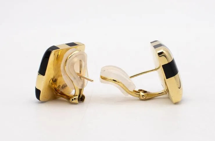 Tiffany & Co 1982 Angela Cummings Earrings in 18k Gold with