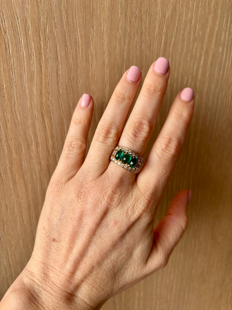 Bulgari Emerald Diamond Trombino Gold ring, CA. 1970s