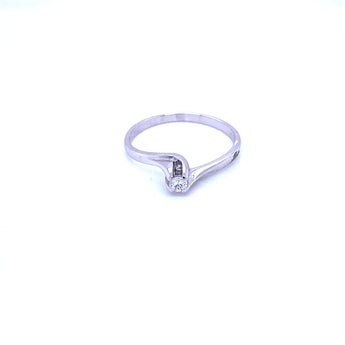 Estate Diamond Valentino Solitaire Ring