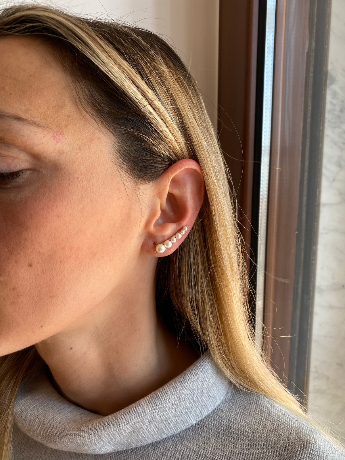 14 Karat Gold Diamond Pearl Earring
